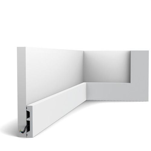 listwa-podlogowa-sx-162-orac-decor-biala-lakierowana